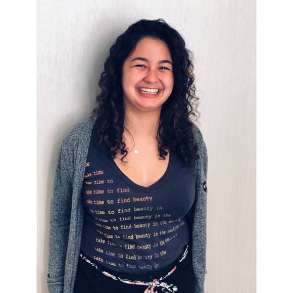 Meet your Posher, Stephanie - Picture 1 of 1